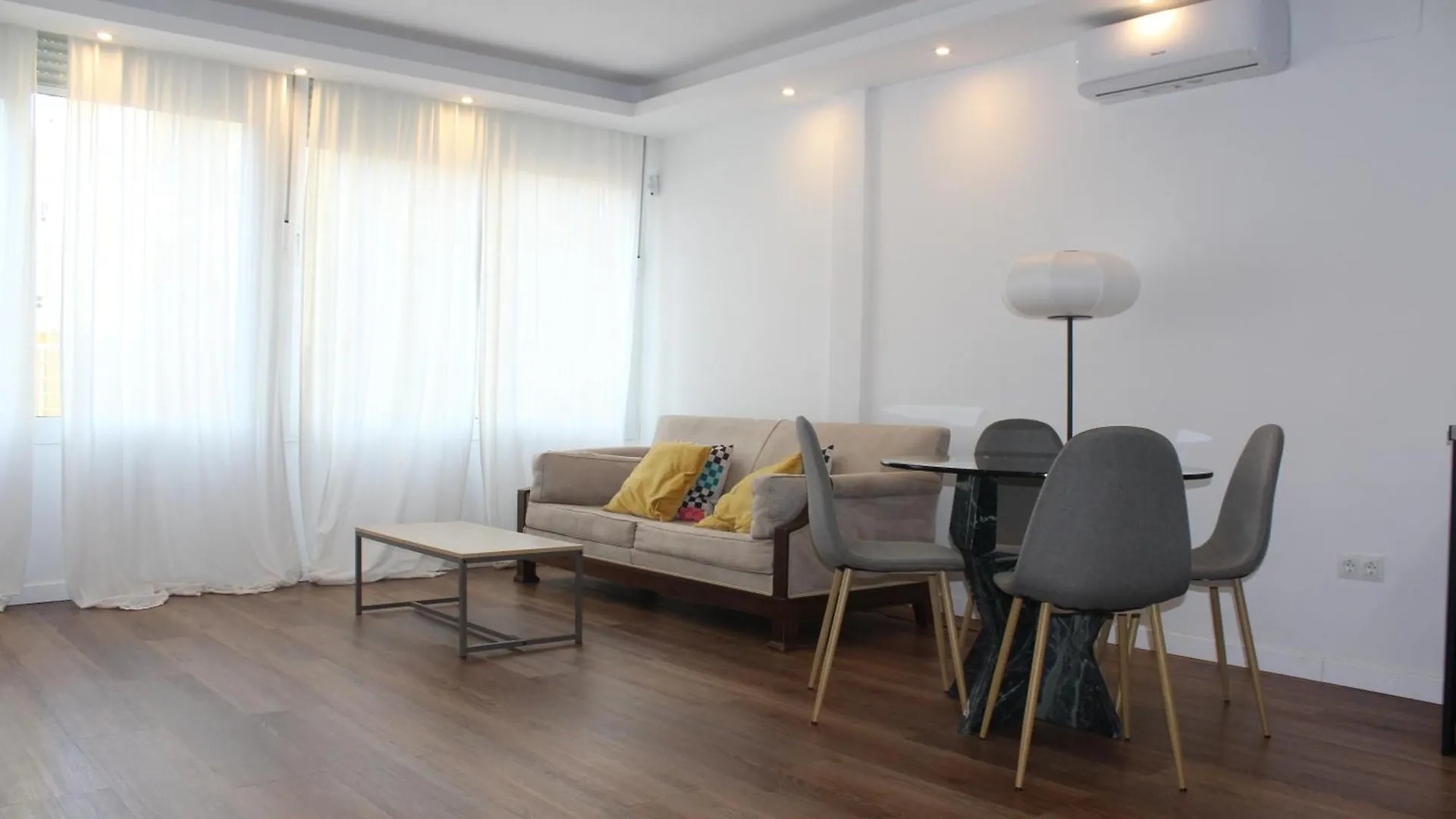 Suite 52 New Apartment Wifi 60 M2 Torremolinos 0*,  Spanje